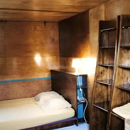 Holiday home Belle Peniche Romantique A Paris *
